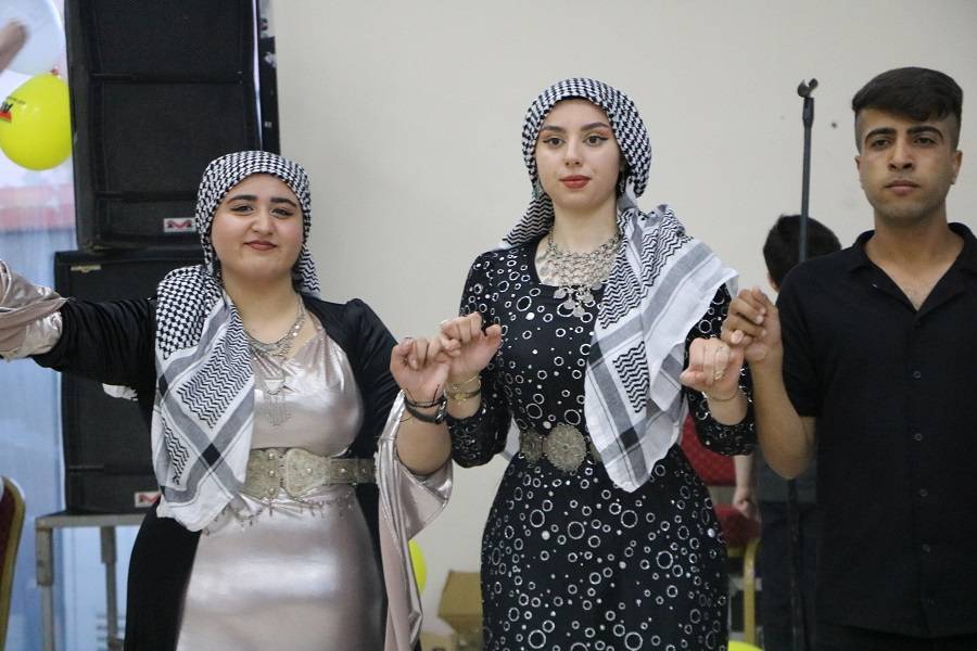 Açı Eğitim Kurumlarından YKS Öğrencilerine Moral Gecesi 16