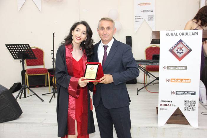 Kural Okulları’ndan görkemli mezuniyet töreni 15