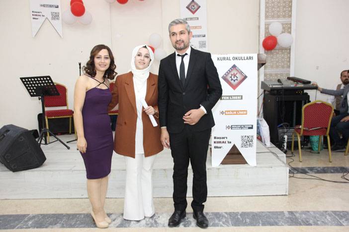 Kural Okulları’ndan görkemli mezuniyet töreni 17