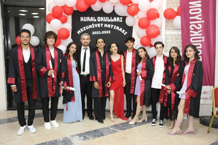Kural Okulları’ndan görkemli mezuniyet töreni 25