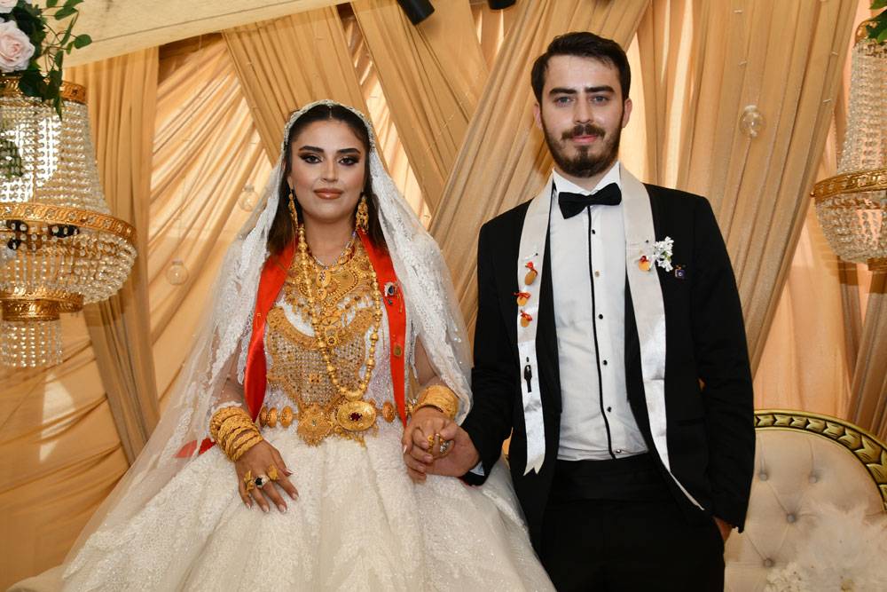 Hakkari’de gelin altınları taşıyamadı! 2