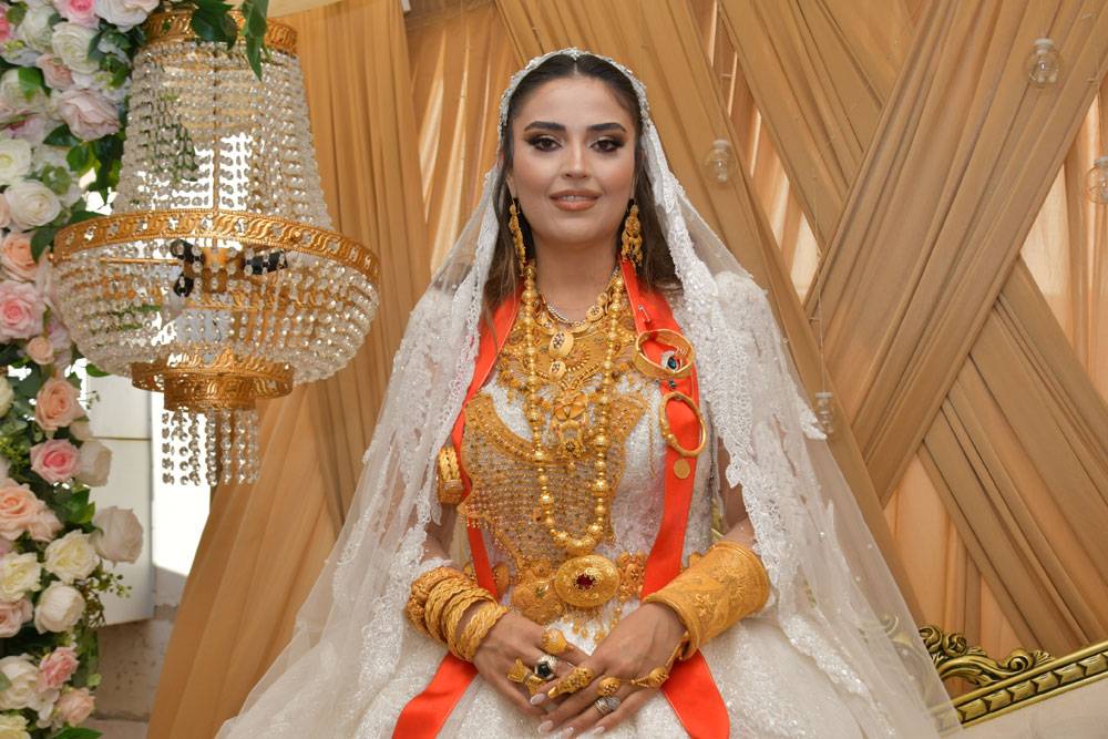 Hakkari’de gelin altınları taşıyamadı! 7