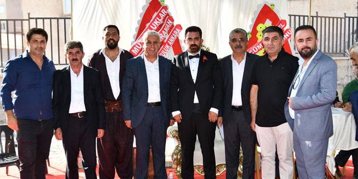 Kahraman ailesinin mutlu günü!