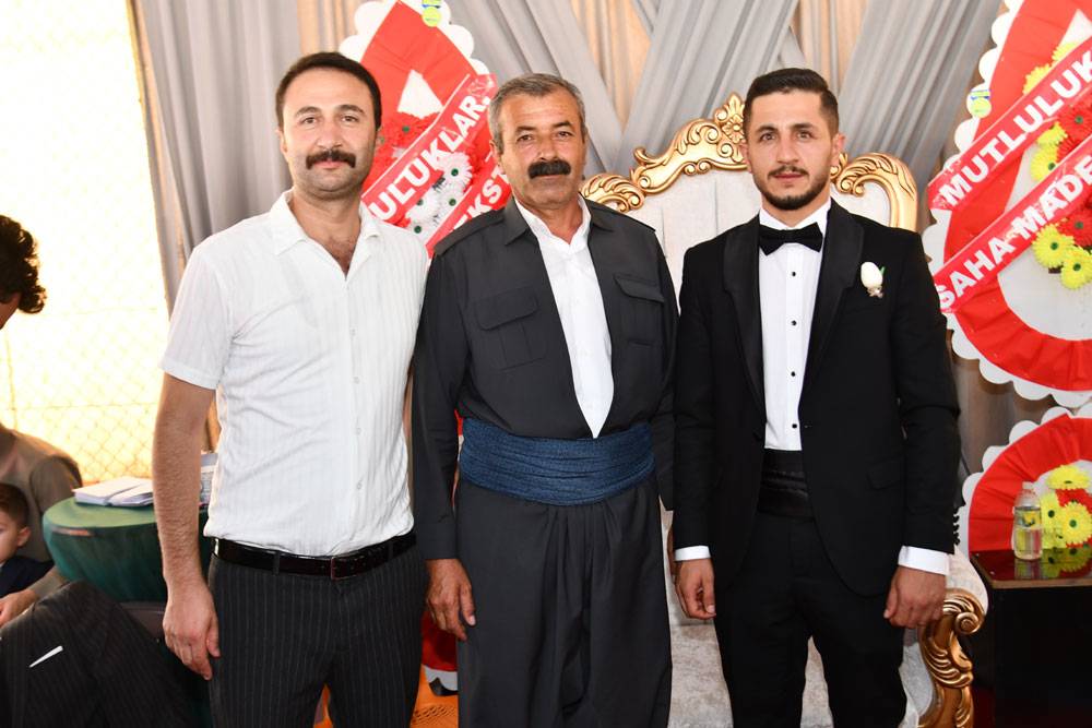 Berk Ailesinin mutlu günü! 13