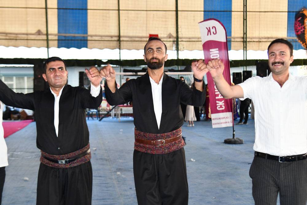 Berk Ailesinin mutlu günü! 19