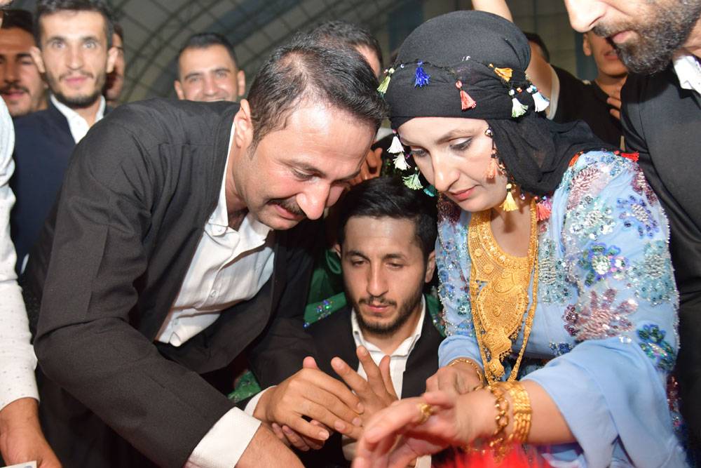 Berk Ailesinin mutlu günü! 24