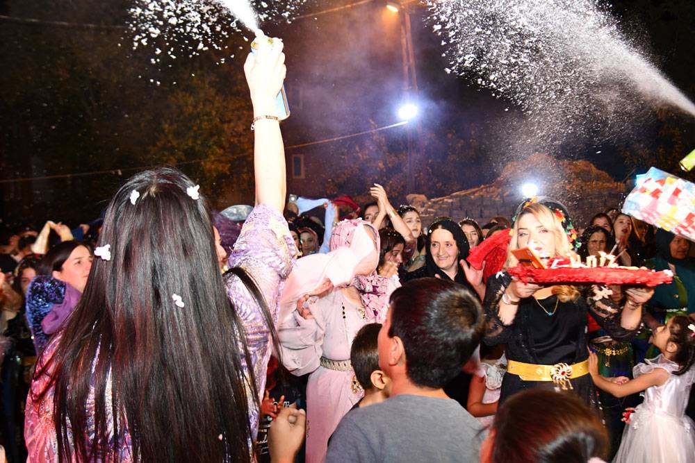 Berk Ailesinin mutlu günü! 26