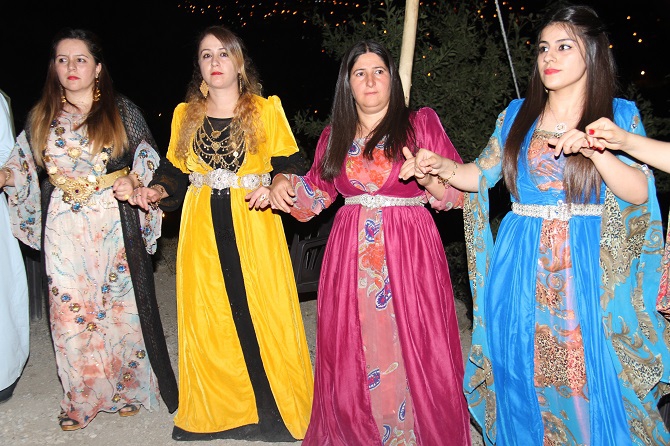 Demir Ailesinin mutlu günü 11