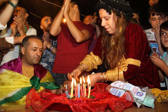 Demir Ailesinin mutlu günü 17