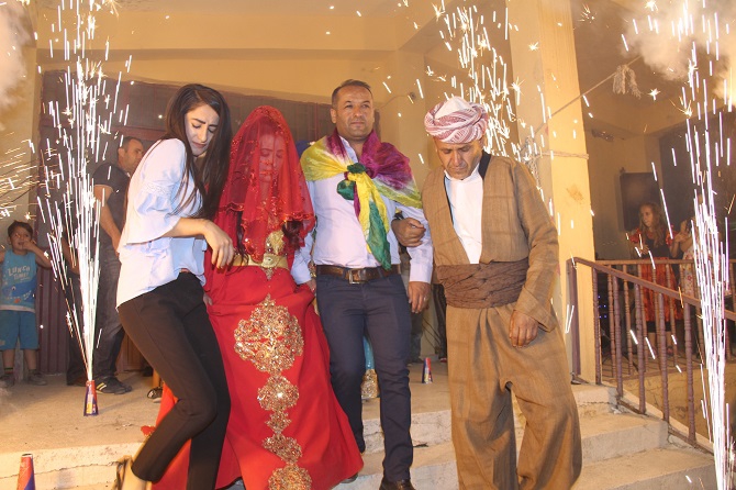 Demir Ailesinin mutlu günü 22