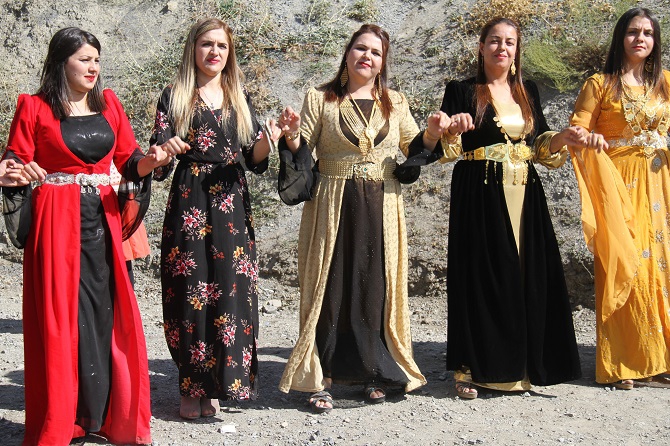 Demir Ailesinin mutlu günü 39