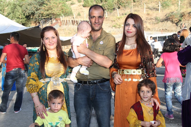 Demir Ailesinin mutlu günü 5