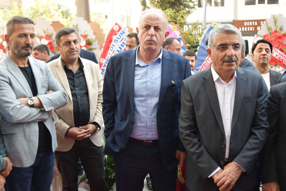 Hakkari'de Gala Gold Kuyumculuk hizmete açıldı 19