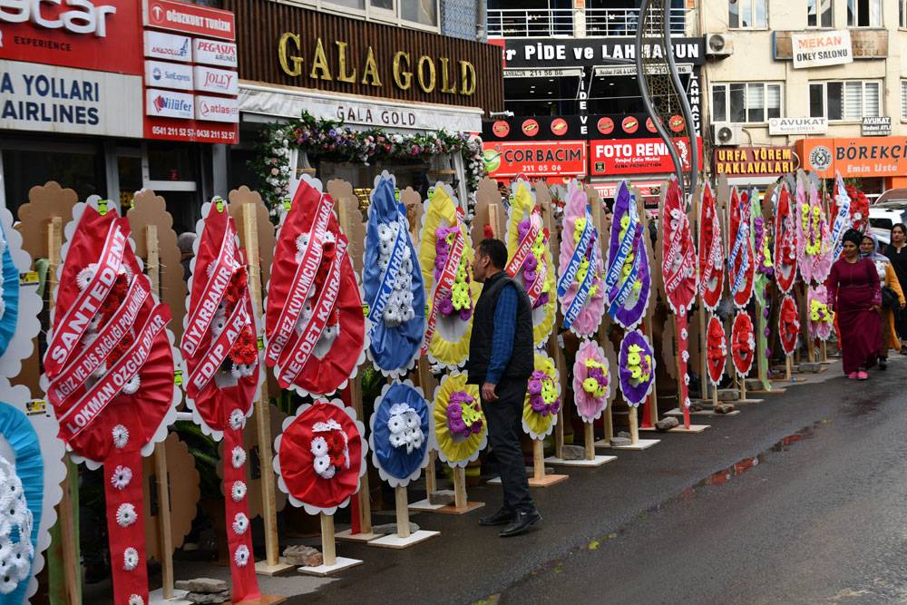 Hakkari'de Gala Gold Kuyumculuk hizmete açıldı 23