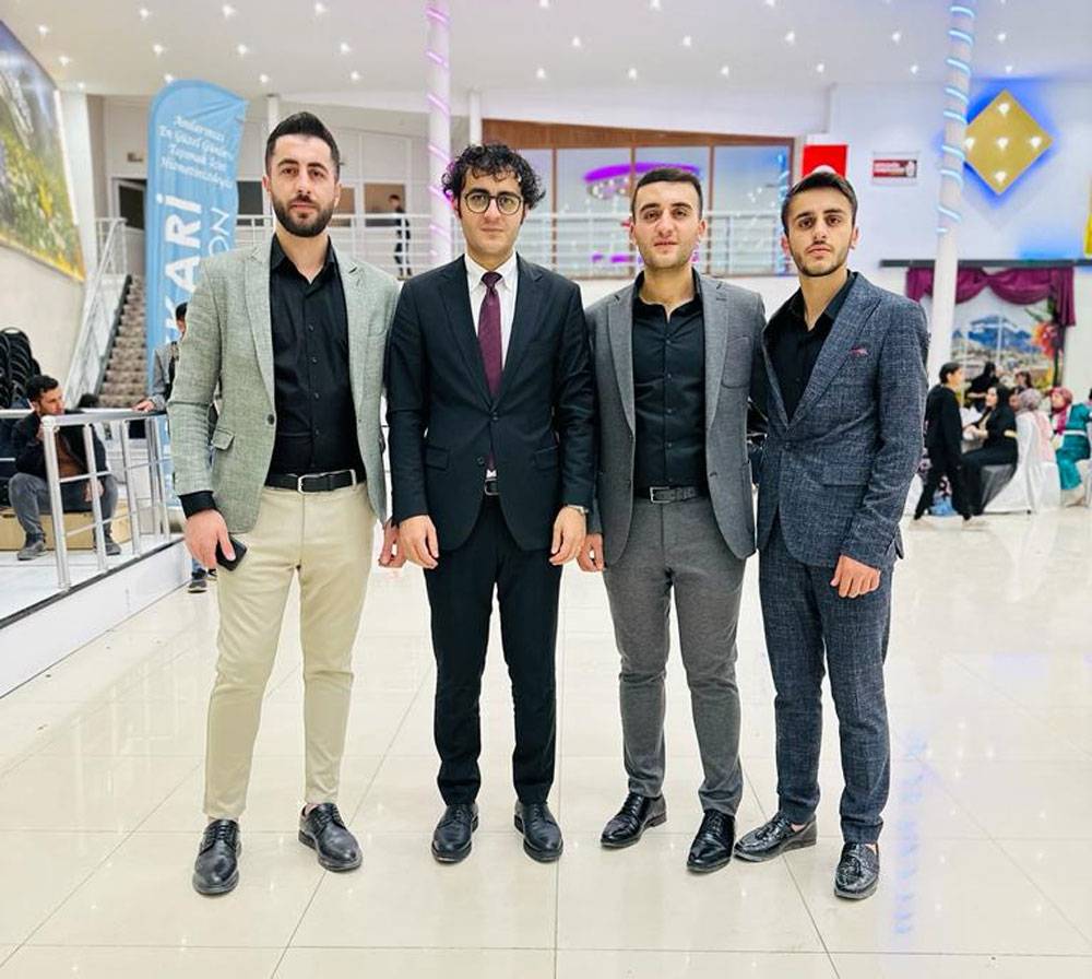 Ekici ve Aydemir ailelerinin mutlu günü 17