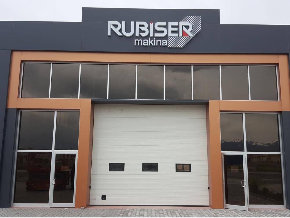 Hakkari'de dijital baskı merkezinin tek adresi Stil Reklam! 10