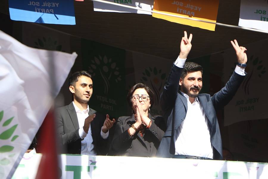 Yeşil Sol Parti'nin Hakkari seçim bürosu açıldı 13