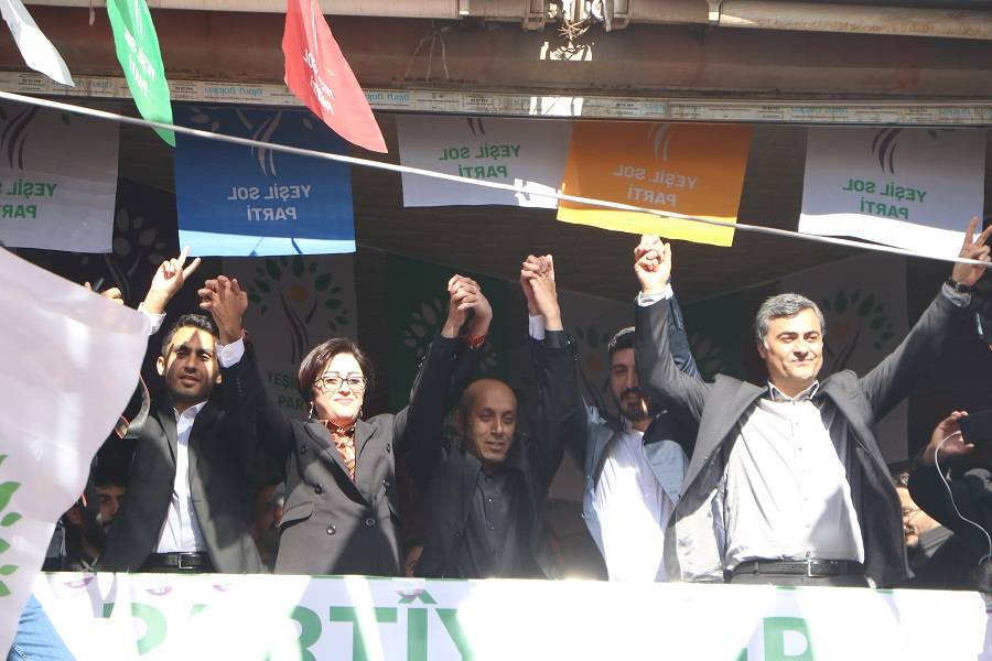 Yeşil Sol Parti'nin Hakkari seçim bürosu açıldı 14