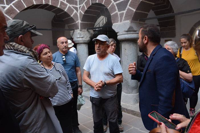 Hakkari'nin tarihi ve doğal güzellikleri turistleri cezbediyor 20