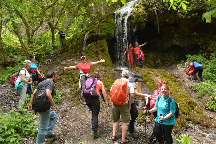 Hakkari'nin tarihi ve doğal güzellikleri turistleri cezbediyor 26