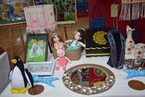 Hakkari'de yıl sonu sergisi açıldı 30