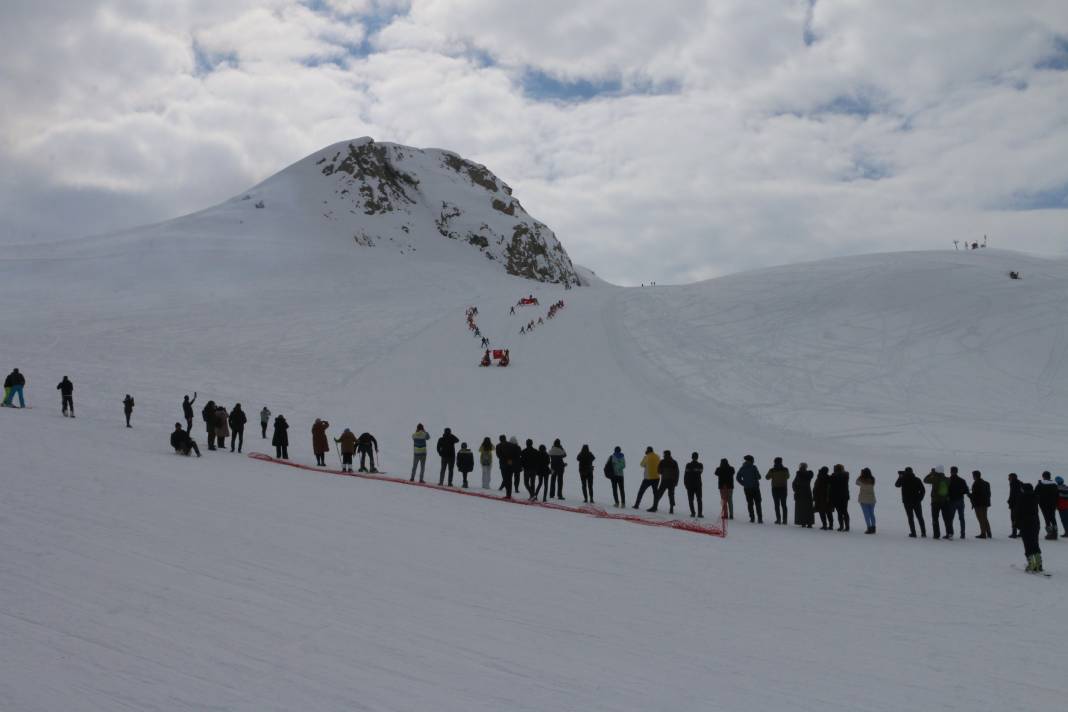 Hakkari'deki 5. kar festivali düzenlendi 10