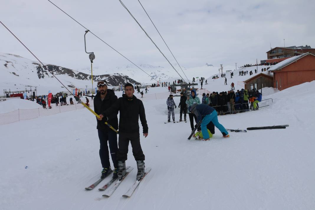 Hakkari'deki 5. kar festivali düzenlendi 12