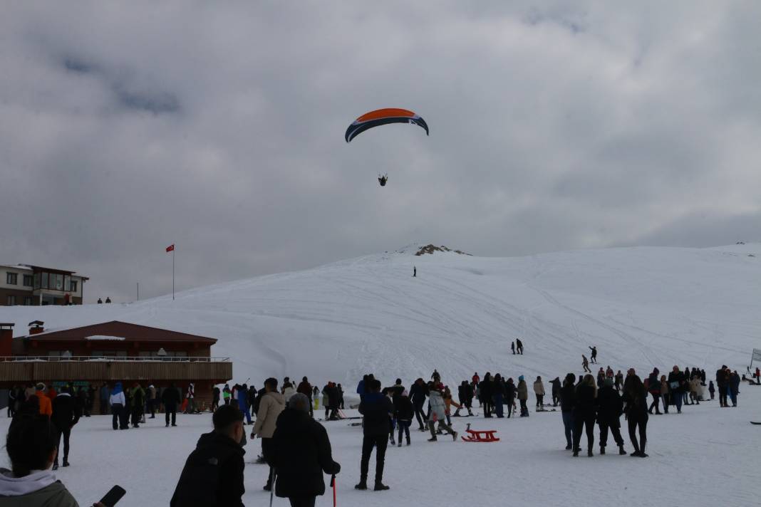 Hakkari'deki 5. kar festivali düzenlendi 14