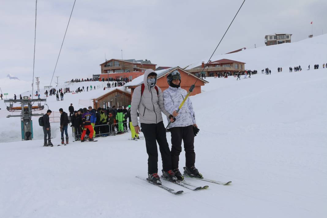 Hakkari'deki 5. kar festivali düzenlendi 24