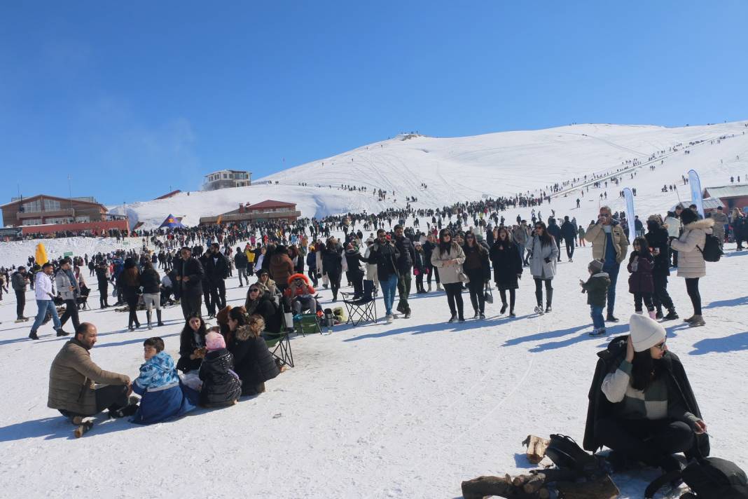 Hakkari'deki 5. kar festivali düzenlendi 28