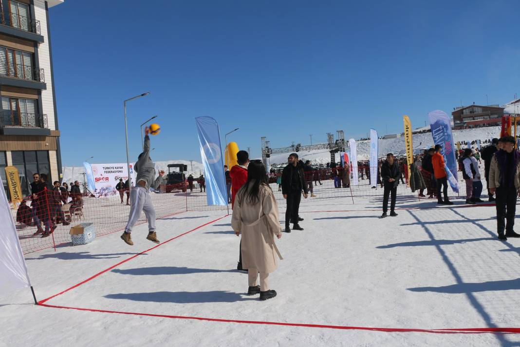 Hakkari'deki 5. kar festivali düzenlendi 31