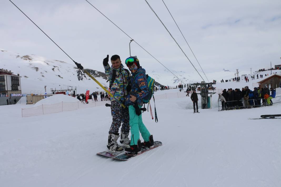 Hakkari'deki 5. kar festivali düzenlendi 6