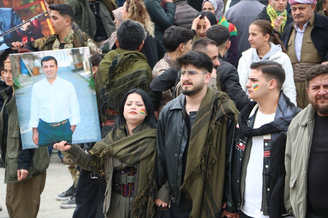 Hakkari'de Newroz kutlandı 2
