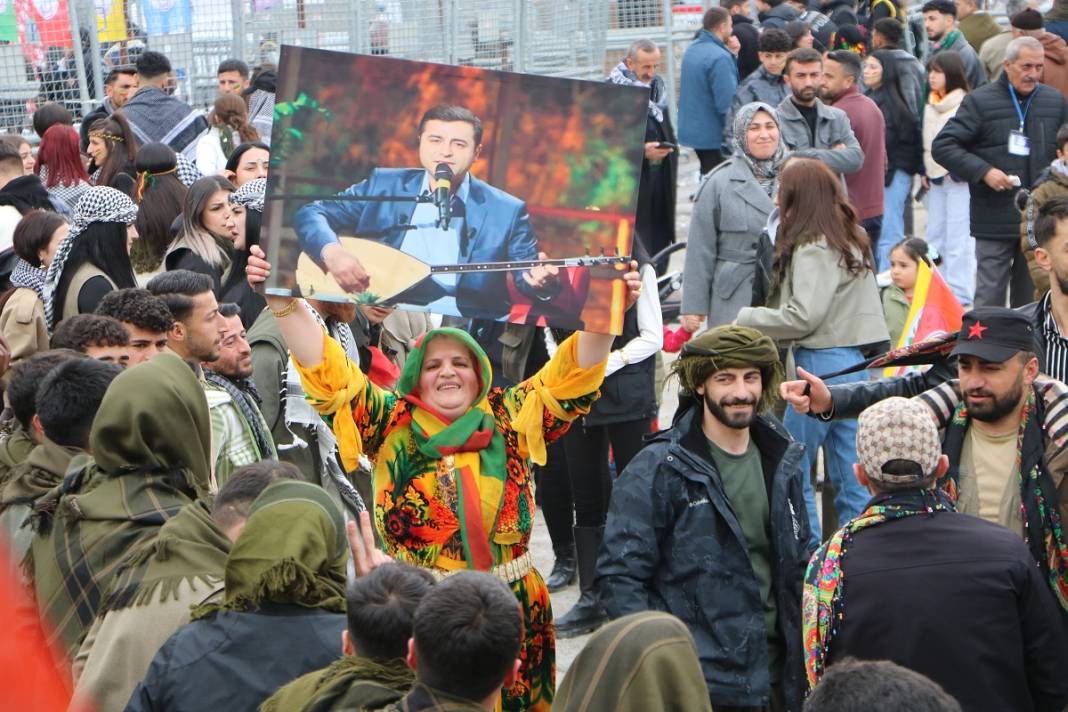 Hakkari'de Newroz kutlandı 4