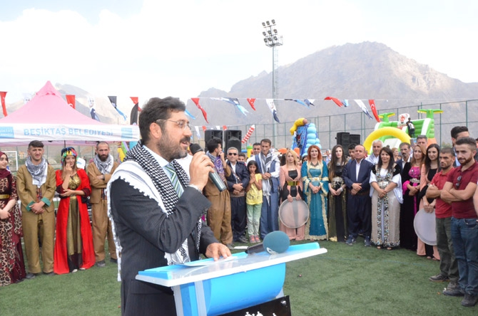 Beşiktaş Belediyesi Hakkari'de oyun parkı kurdu 30