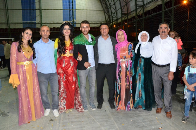 Timur Ailesinin mutlu günü 12