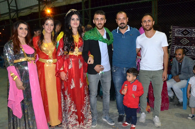 Timur Ailesinin mutlu günü 15