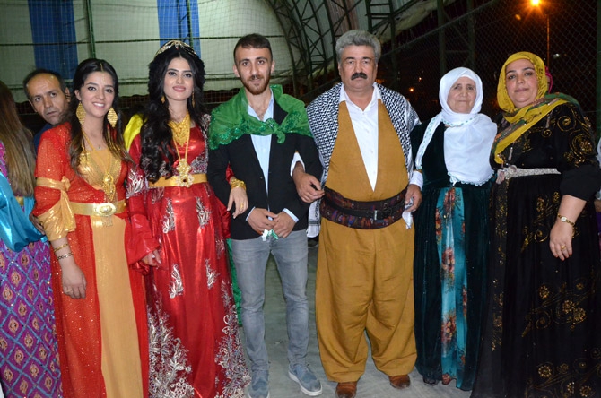 Timur Ailesinin mutlu günü 19