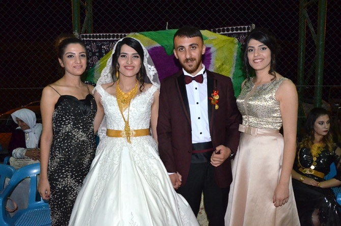 Timur Ailesinin mutlu günü 22