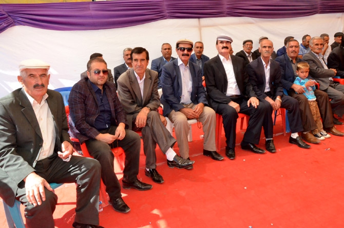 Ertuş ailesinin mutlu günü 31