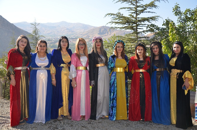 Özkan ailesinin mutlu günü 3