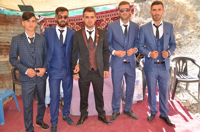 Özkan ailesinin mutlu günü 35