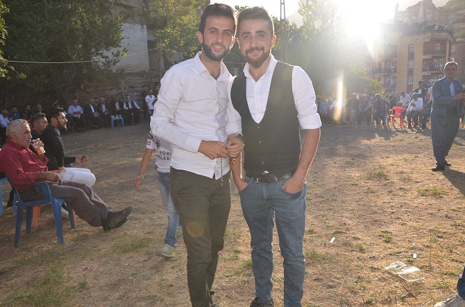 Özkan ailesinin mutlu günü 5