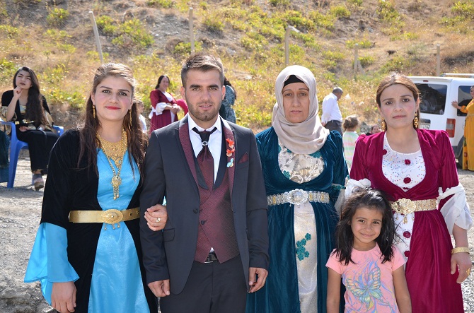 Özkan ailesinin mutlu günü 55