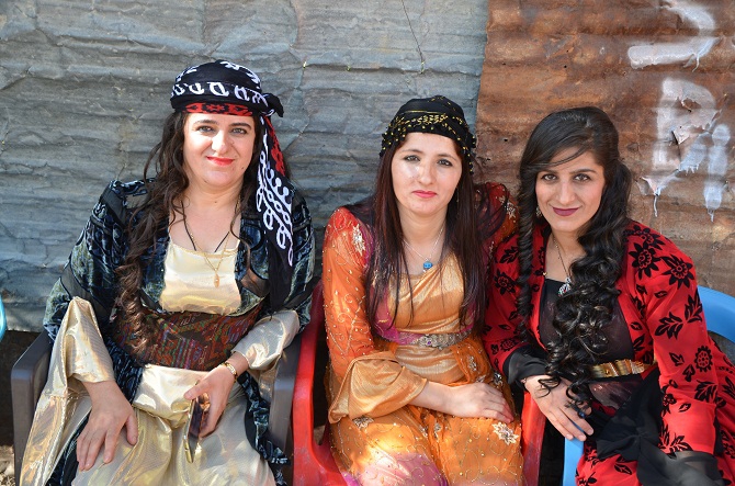 Özkan ailesinin mutlu günü 68