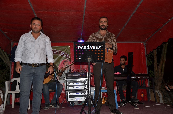 Özkan ailesinin mutlu günü 92