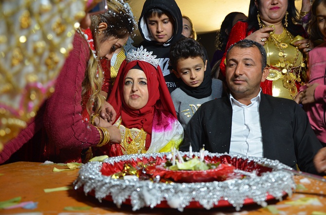 Akbaş ailesinin mutlu günü 11