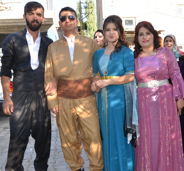 Akbaş ailesinin mutlu günü 22