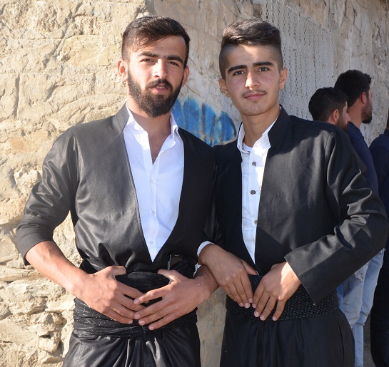 Akbaş ailesinin mutlu günü 25