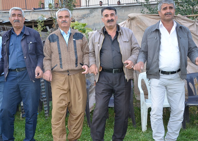 Akbaş ailesinin mutlu günü 26